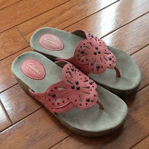 Clarks Artisan pink leather sandal